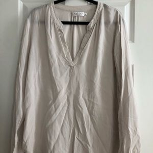Velvet by Graham & Spencer silky tunic blouse